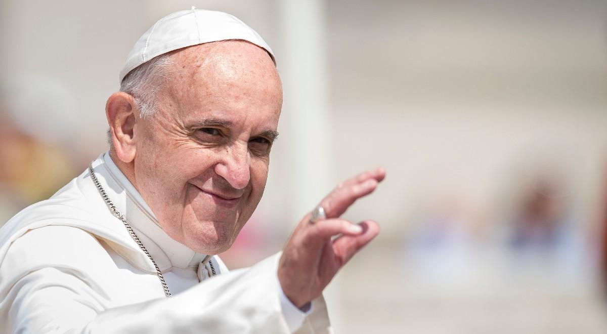 Papież: wzywam do wychowania młodzieży w duchu obrony tożsamości i godności każdego człowieka