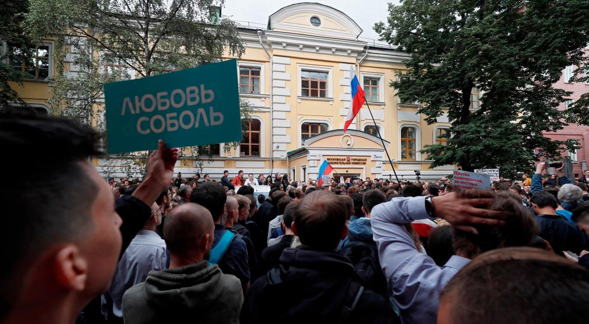 Moskwa: zatrzymania na proteście ws. niedopuszczenia opozycji do wyborów, wśród zatrzymanych liderzy