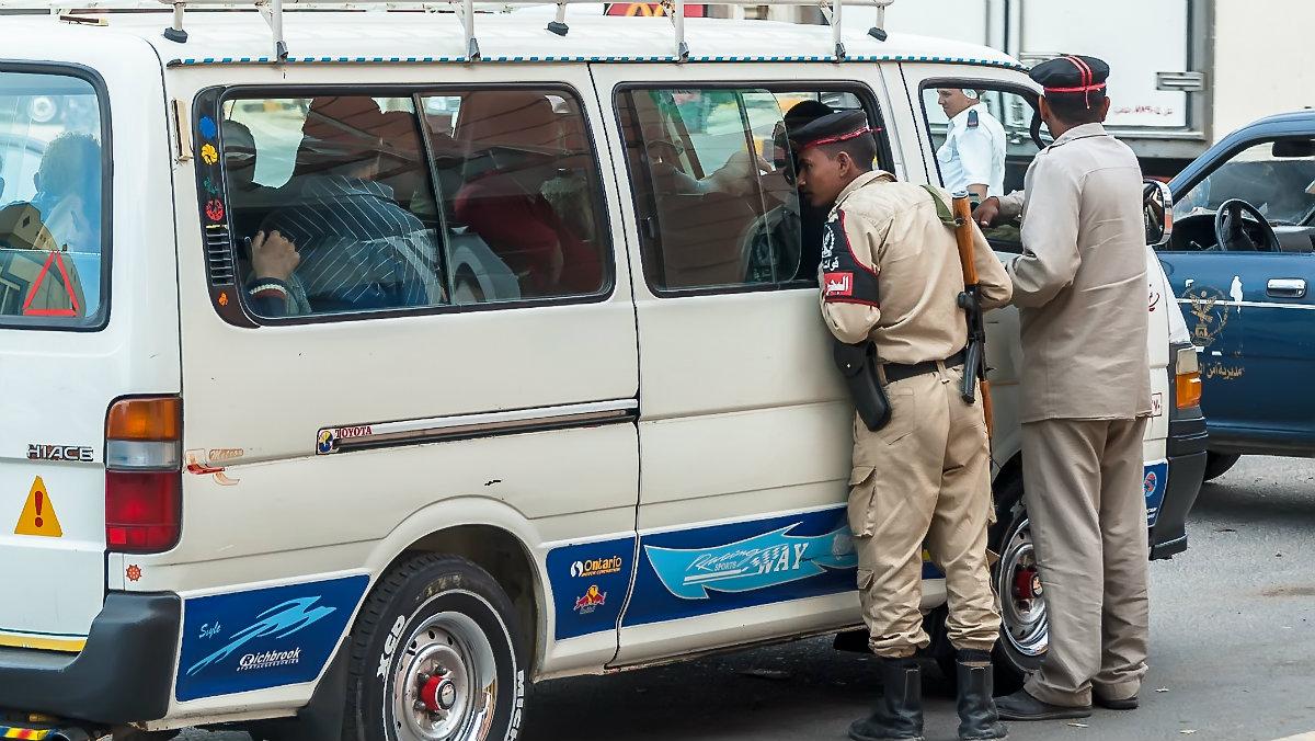 Egipt: sześciu policjantów stanie przed sądem za torturowanie zatrzymanego