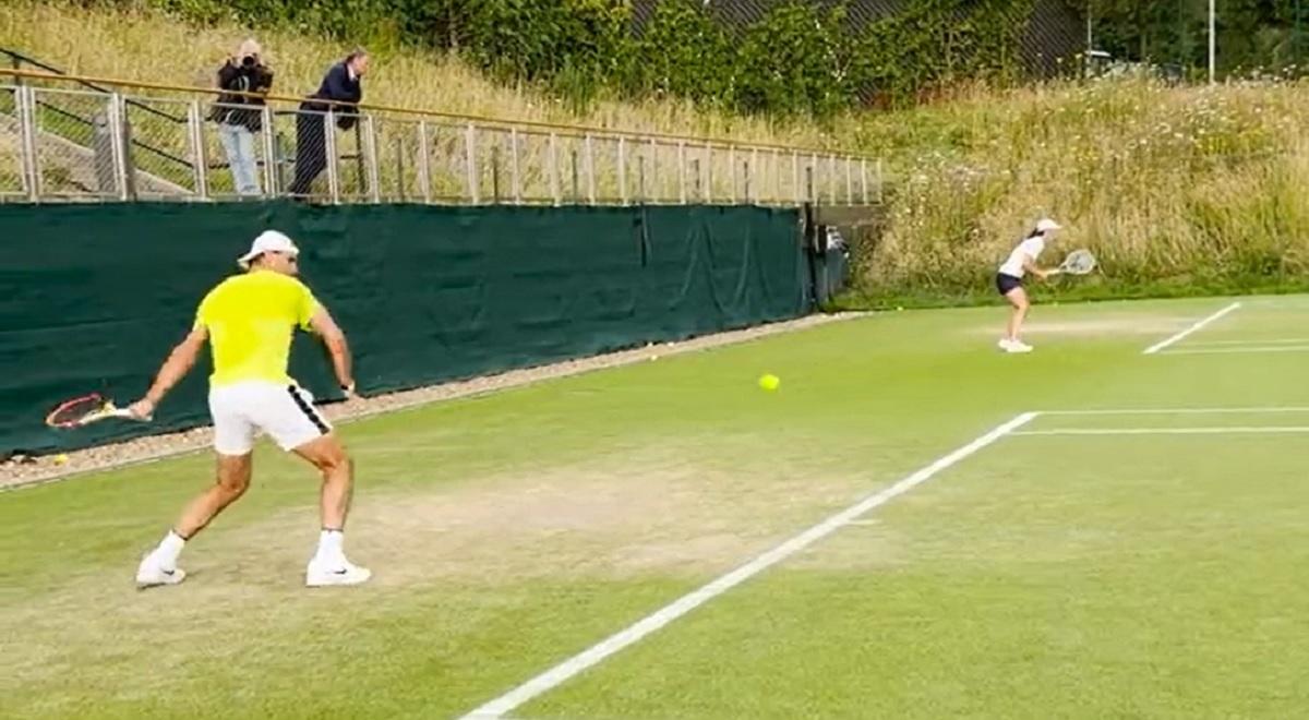 Wimbledon 2022: "wspólny" trening Igi Świątek i Rafaela Nadala. Para otrzymała pseudonim [WIDEO]
