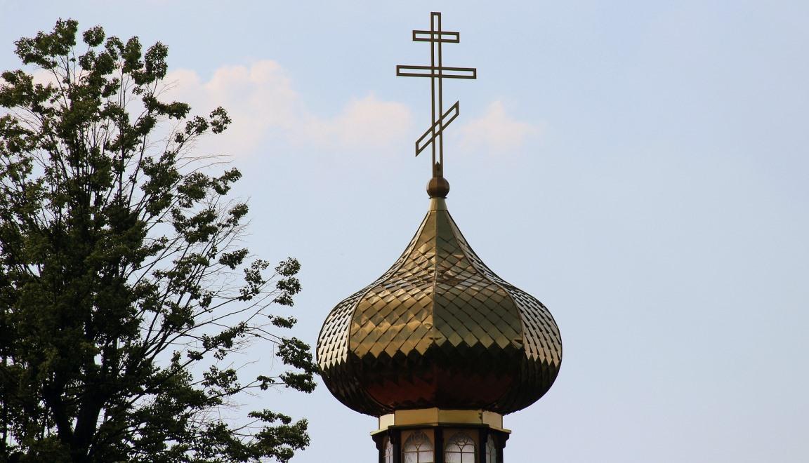 Memches: Rosja nie jest państwem chrześcijańskim, odwołuje się do sloganów, ale to za mało