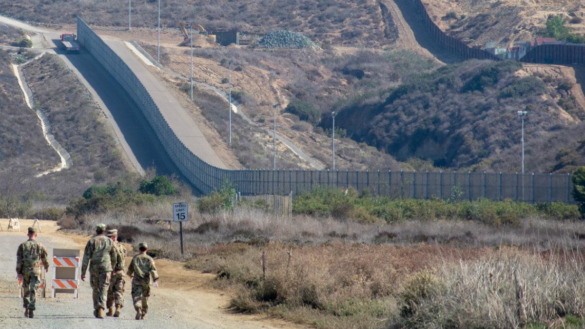 USA: przedłużono misję żołnierzy na granicy z Meksykiem