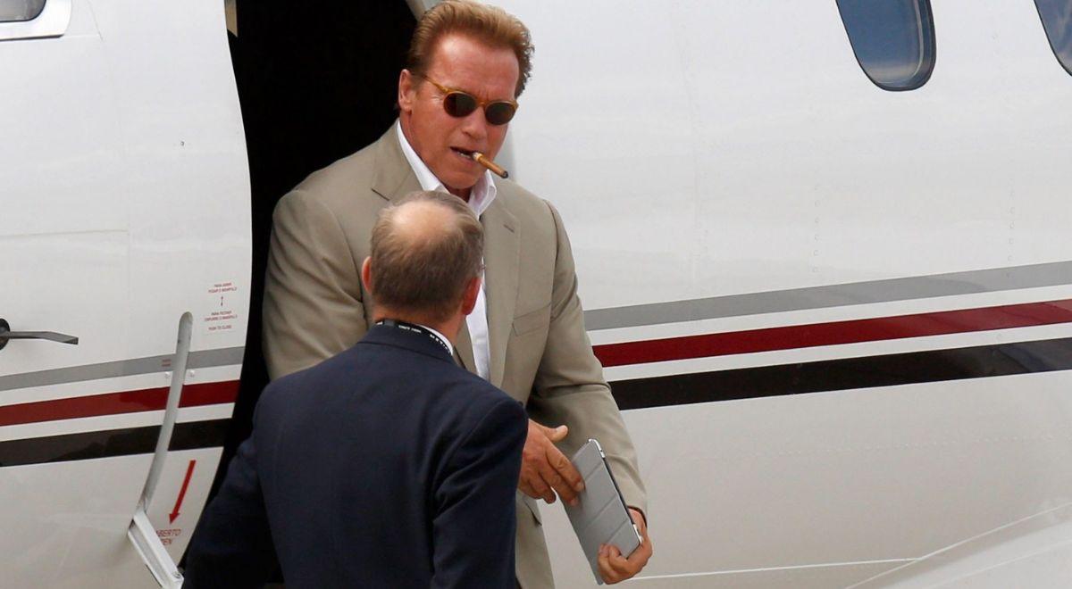 Schwarzenegger zatrzymany na lotnisku w Niemczech. Przesłuchanie trwało 3 godziny. W tle tysiące euro