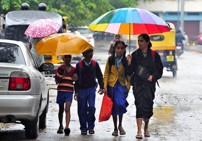 Powódź w Indiach po monsunowych deszczach 