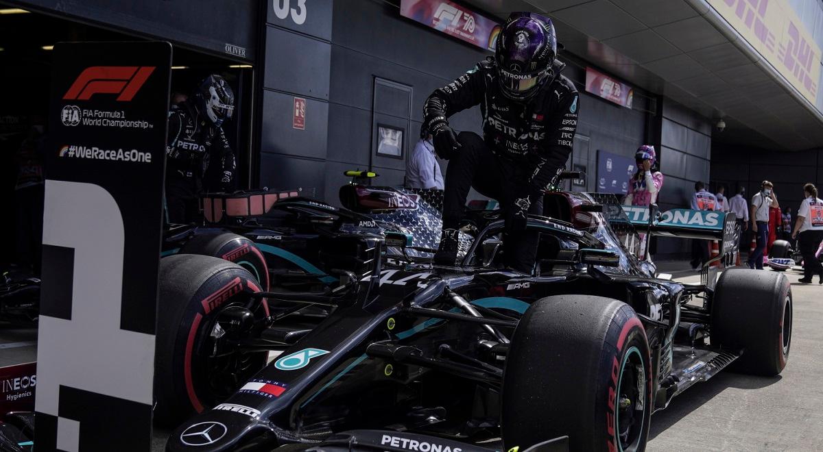 Formuła 1: Hamilton z pole position na Silverstone