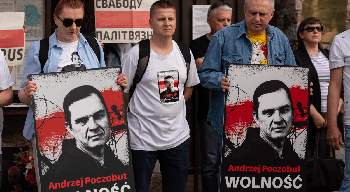 Wyrok białoruskiego reżimu na Andrzeja Poczobuta. "Sankcje są konieczne" 