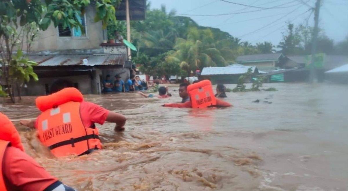 Powodzie i osunięcia ziemi na Filipinach. Zginęło ponad 60 osób