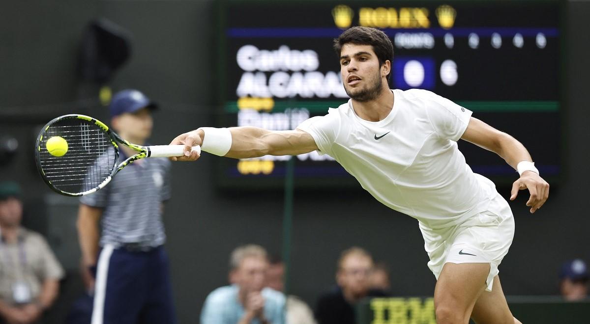 Wimbledon 2023: Carlos Alcaraz zagra z Djokoviciem w finale. Hiszpan pewnie ograł Miedwiediewa