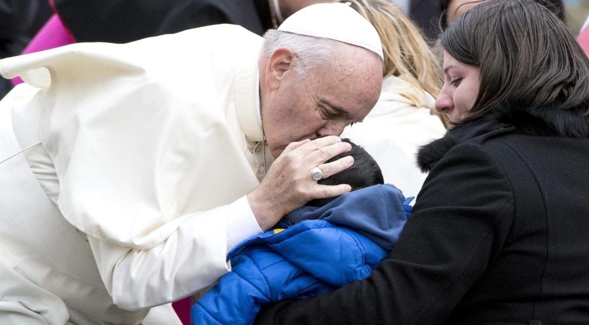 Papież apeluje do Europejczyków o pomoc dla imigrantów