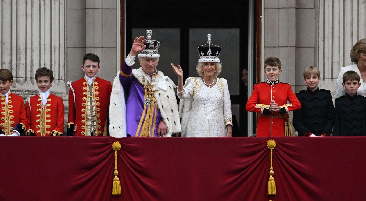 Karol III oficjalnie koronowany. Tak wyglądała uroczystość, na którą patrzył cały świat [ZAPIS RELACJI]