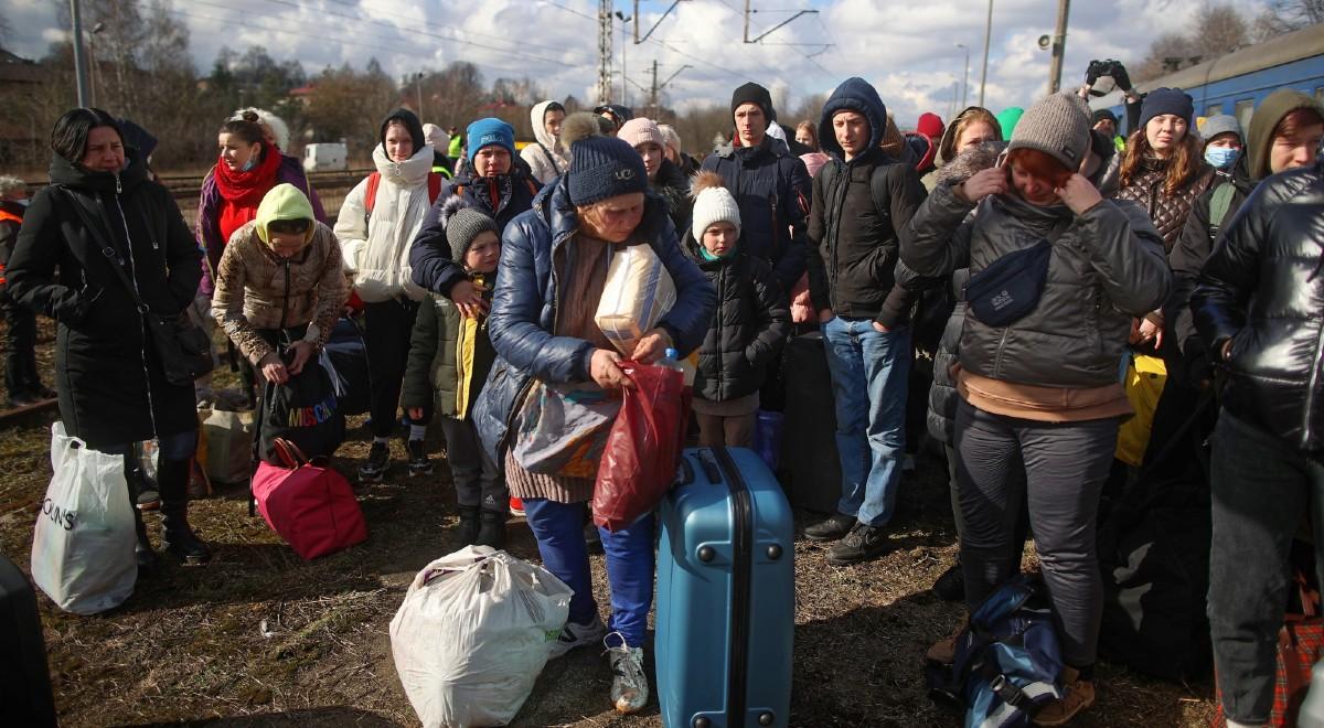 Humanitarny pociąg z Ukrainy do Polski. Kilkuset uchodźców przybyło do Olkusza