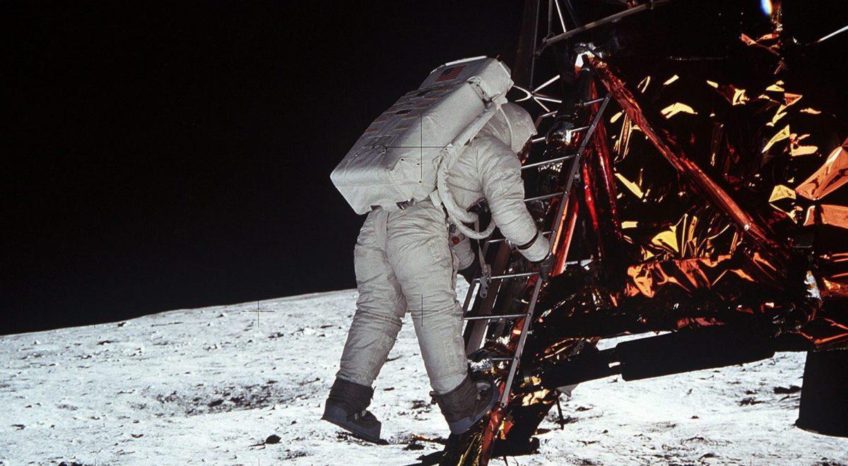 Początek radiowej historii Trójki i lądowanie na Księżycu