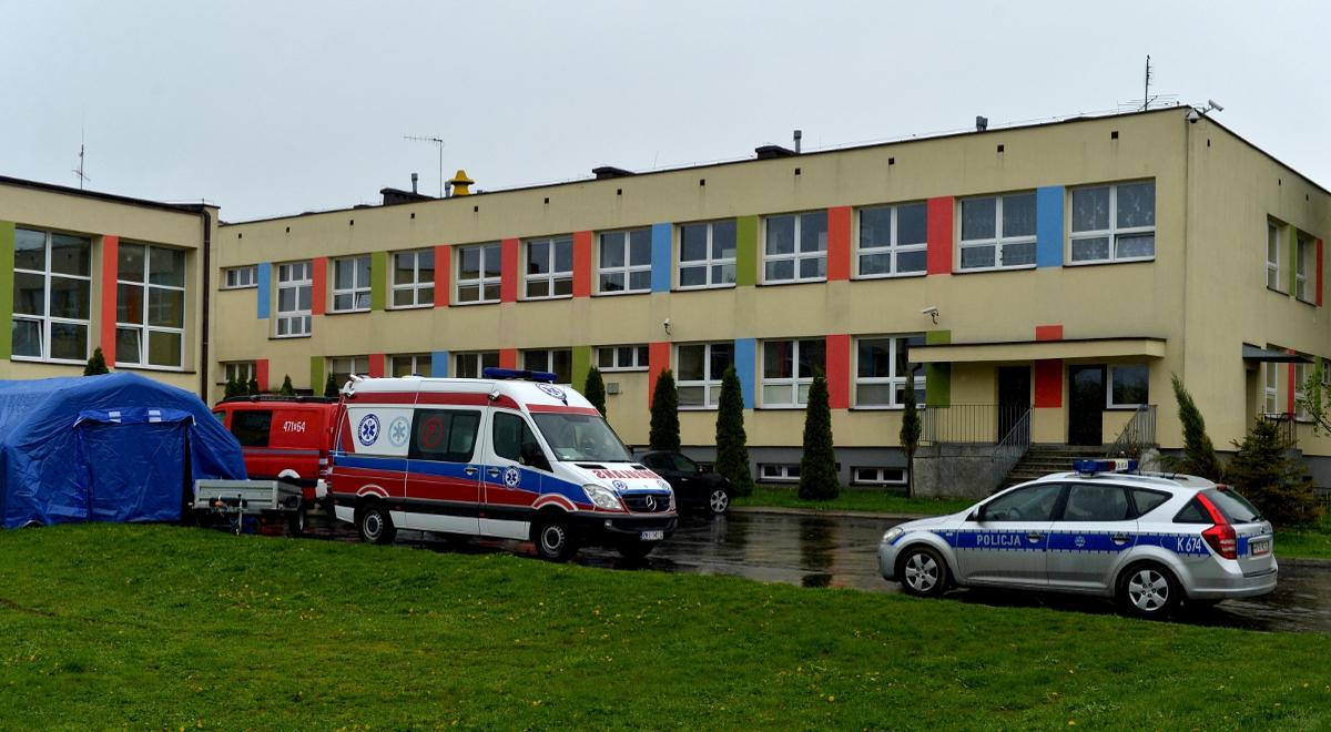 Mielec: ewakuacja szkoły podstawowej. "W szpitalach przebywa 45 uczniów"