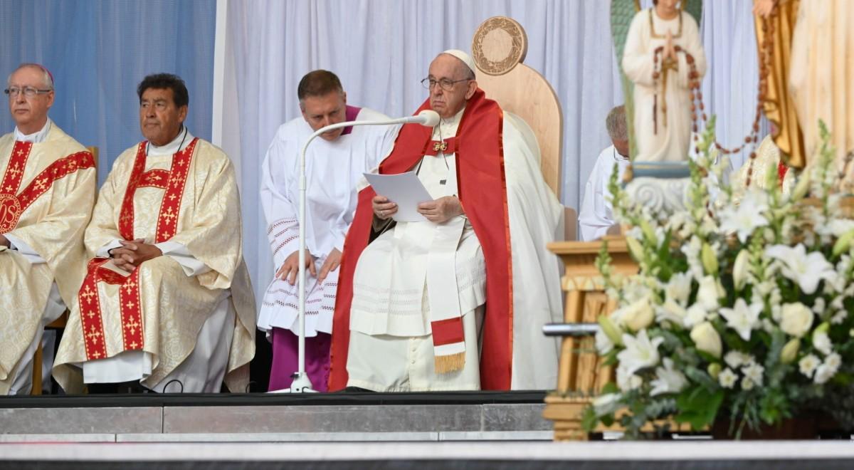 Kanada: pokutne przesłanie papieża Franciszka. "Nadstawcie drugi policzek, miłujcie nieprzyjaciół, aby być dziećmi Boga"