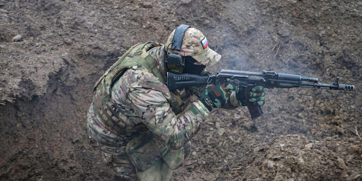 Wojna w Ukrainie. Rosjanie przerzucają żołnierzy. Podejrzane ruchy pod Mariupolem