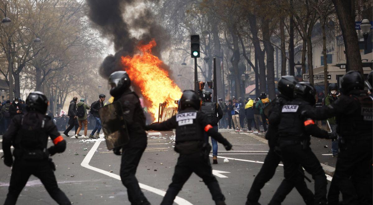 Uliczne walki i płonące barykady. Kolejny dzień ogromnych protestów we Francji