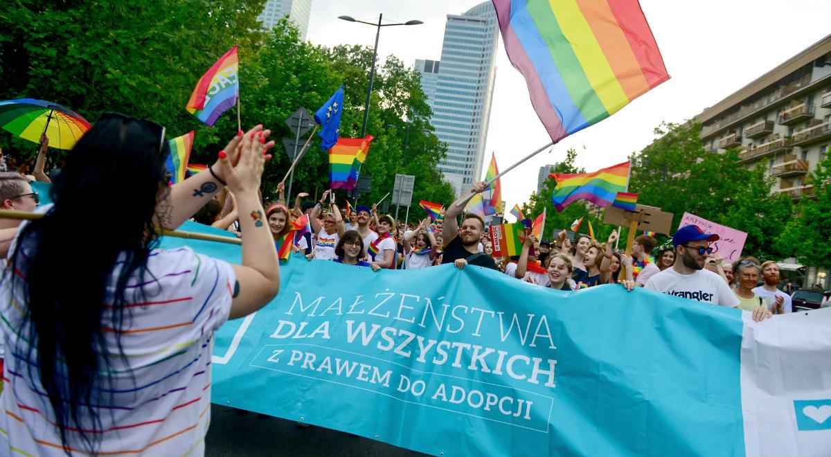 Parada Równości w Warszawie. Żądają homomałżeństw i adopcji dzieci