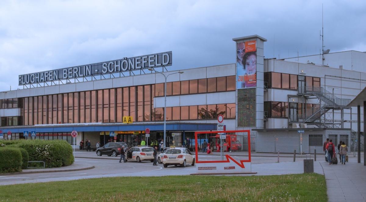 Niemcy: kłopoty rządowego samolotu na berlińskim lotnisku Schoenefeld