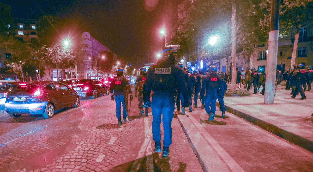 Francja: mieszkańcy Lorient biorą sprawy w swoje ręce. "Brygady obywatelskie" pomagają policji