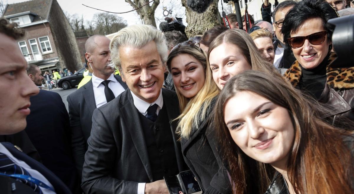 "Le Soir": na sporze Holandii z Turcją może zyskać Wilders