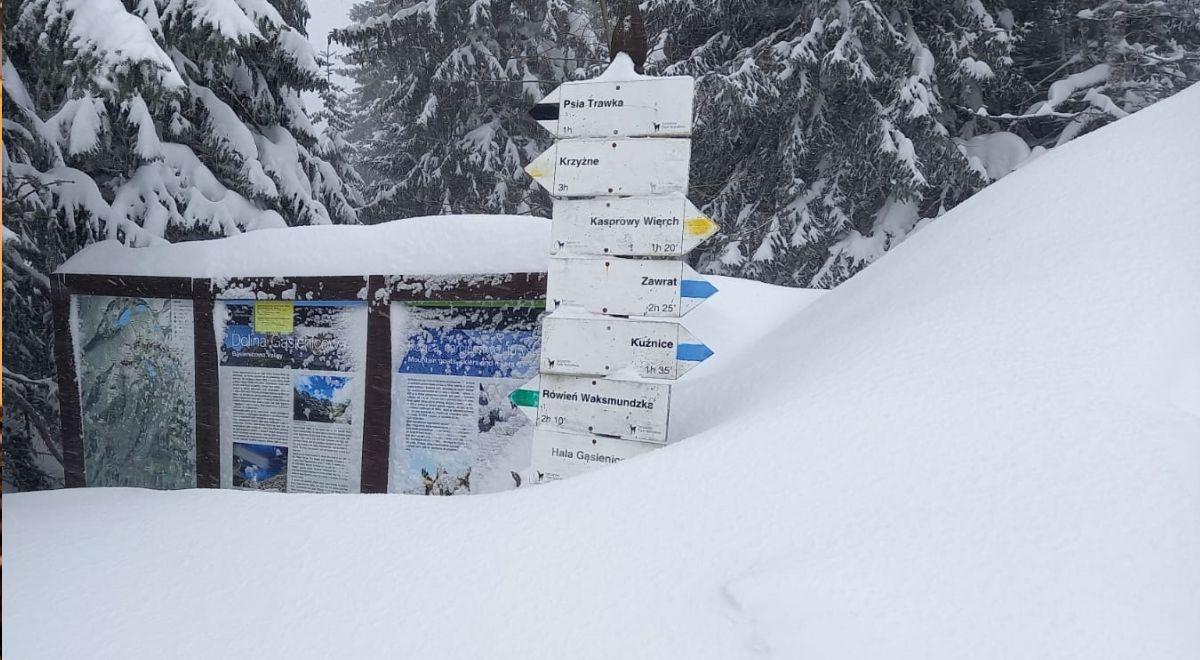 Dużo śniegu w Tatrach. TPN zapowiada komunikat. Możliwe otwarcie niektórych szlaków
