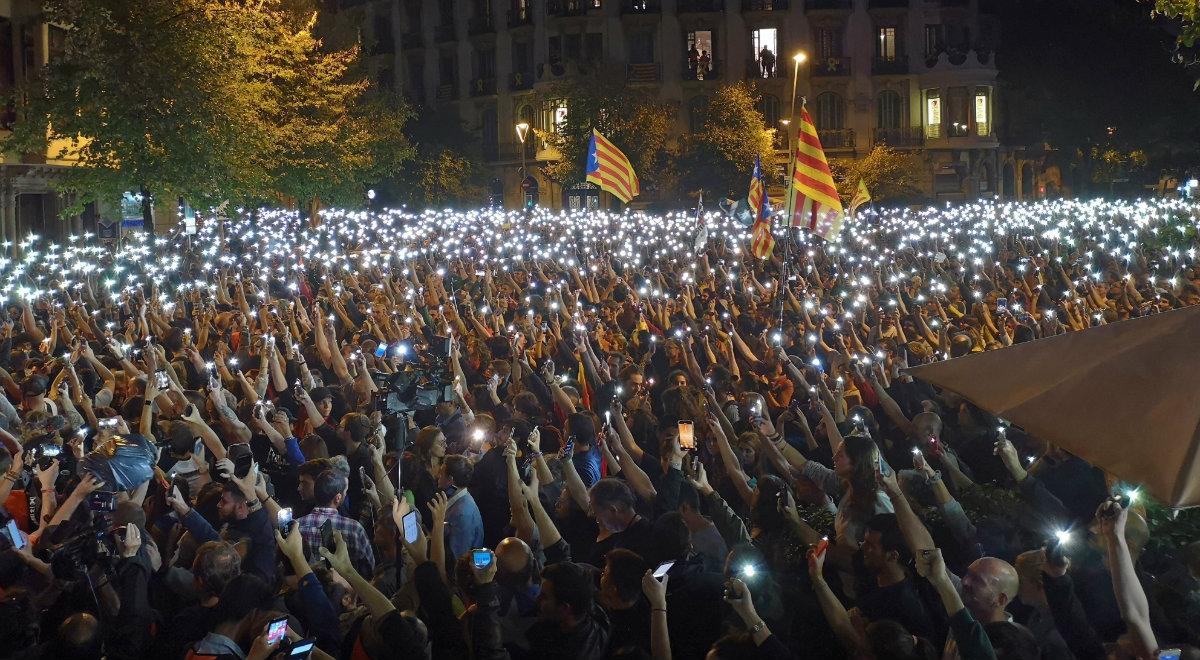 Zamieszki w Katalonii. Władze zapowiadają "surowe konsekwencje"