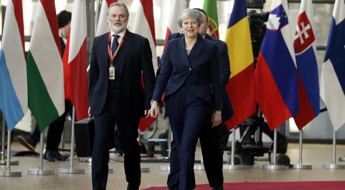 Premier Theresa May: konieczne jest przełożenie terminu brexitu
