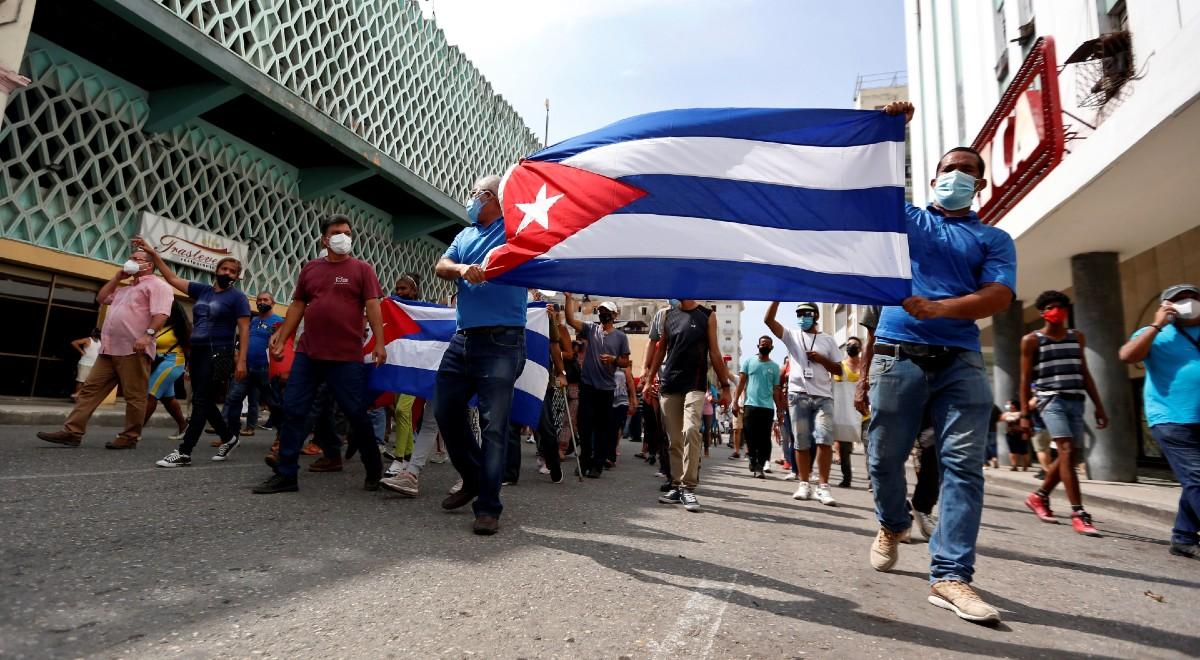 Władze Kuby złagodziły kary dla 12 więźniów politycznych. Uczestniczyli w antyrządowych protestach