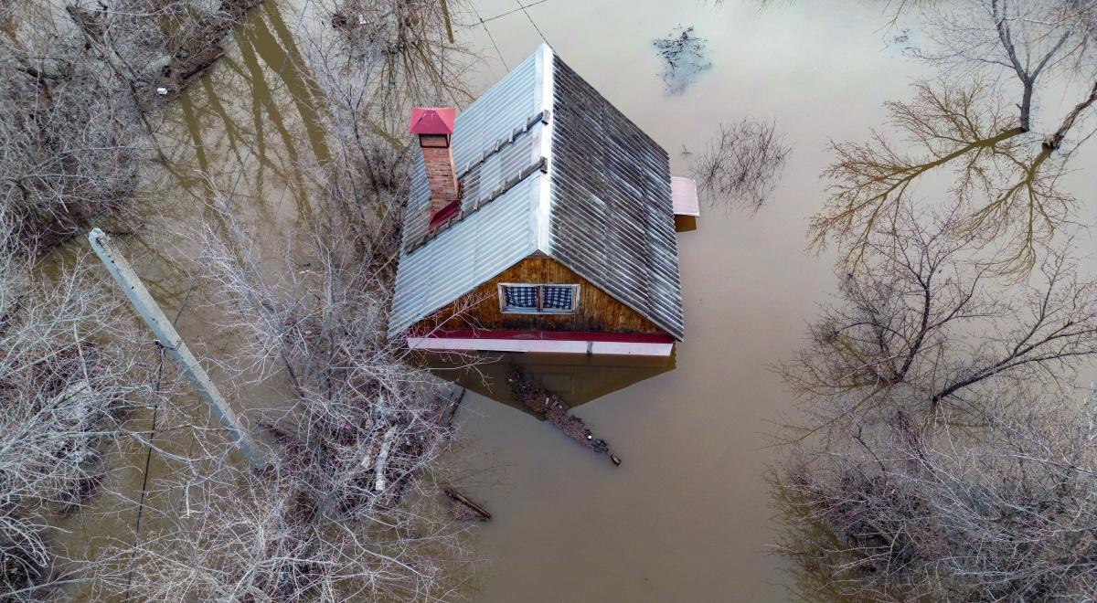 Powodzie w Rosji. Ekolodzy alarmują: może dojść do radioaktywnego skażenia