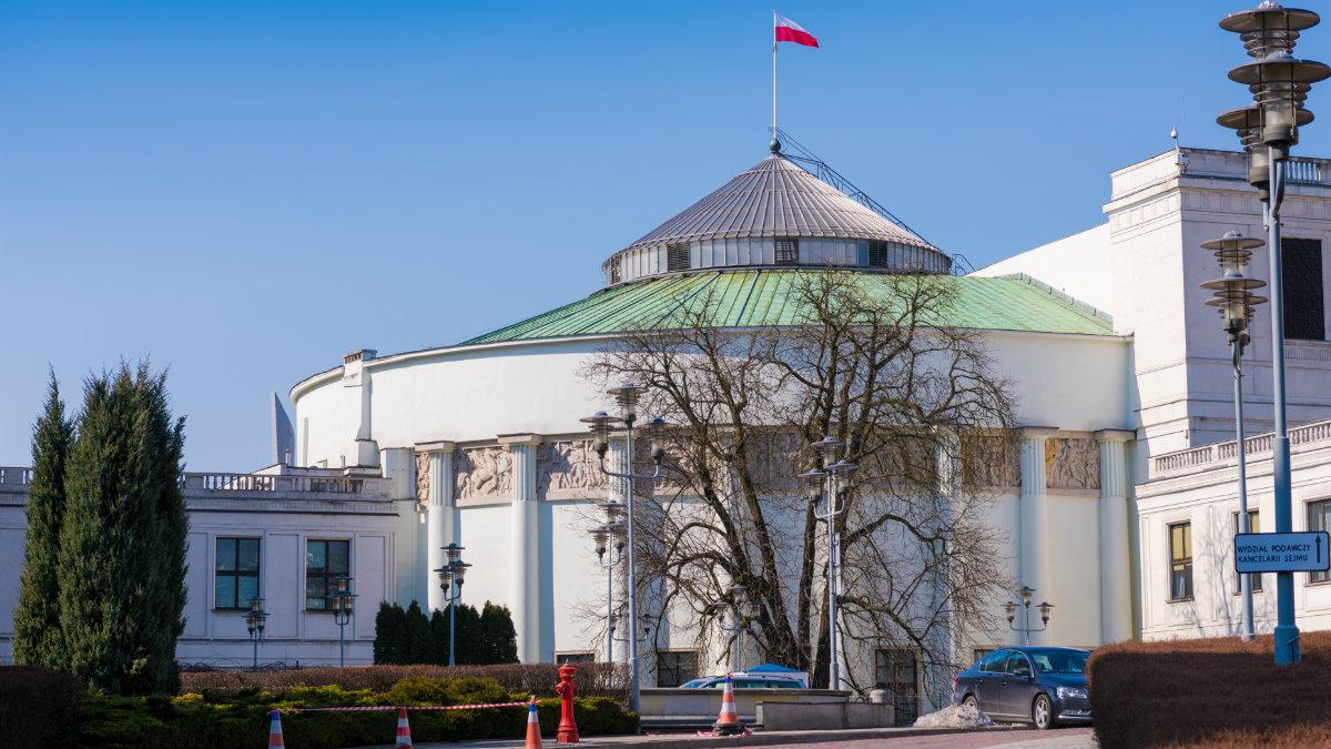 Sejm: komisja regulaminowa przeciw uchyleniu immunitetu posłowi Porwichowi 