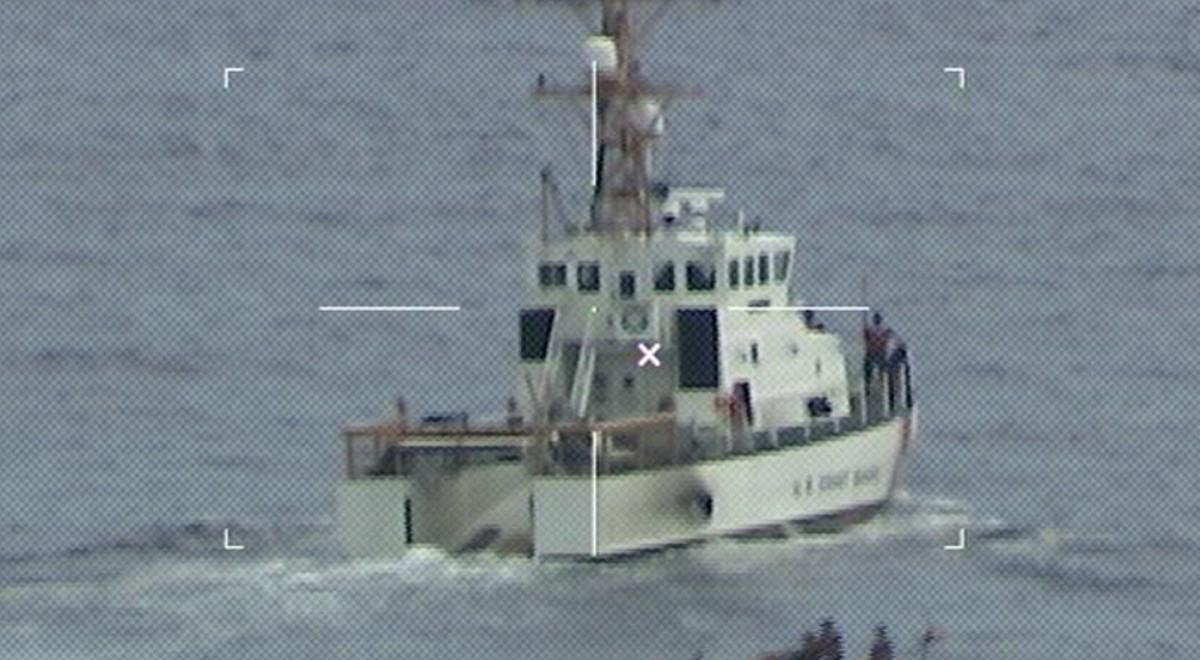 Zatonięcie statku w pobliżu Florydy. Służby szukają kilkudziesięciu rozbitków