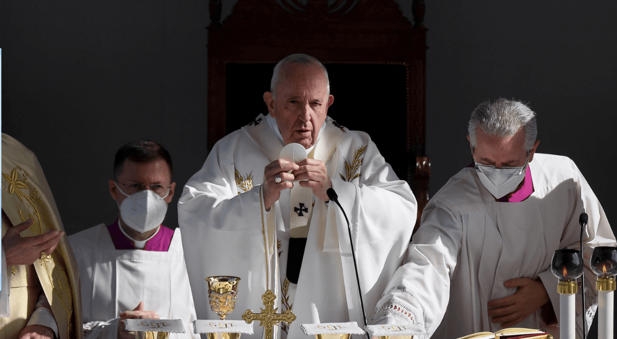 Niebezpieczny "incydent" w trakcie wizyty papieża Franciszka na Cyprze. Zatrzymano podejrzanego 