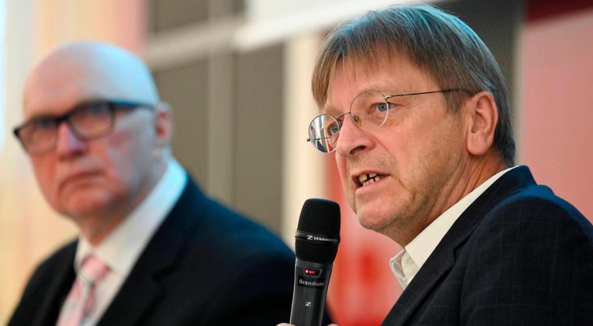 Verhofstadt odchodzi w cieniu skandali i afer. Holenderskie media: był prawdziwym brukselskim oligarchą