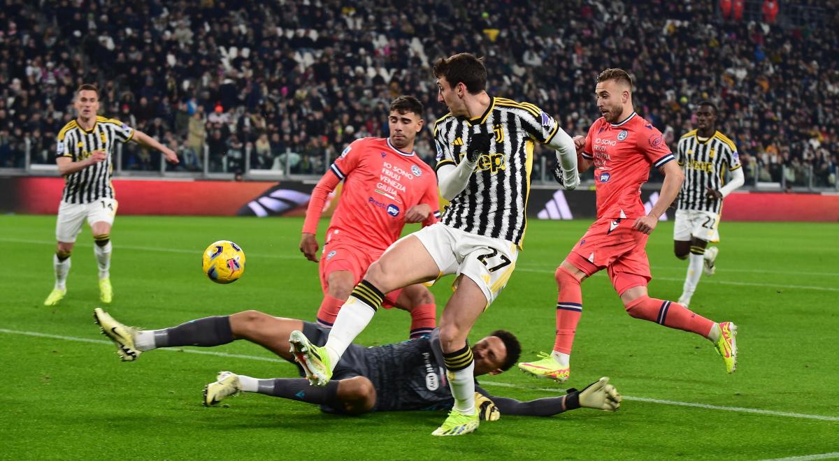 Serie A: sensacyjna porażka Juventusu. Kosztowne pudło Milika
