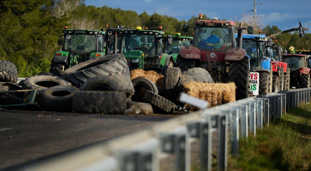 Protesty rolników w Hiszpanii. Starcia z demonstrantami. Ranni funkcjonariusze żandarmerii