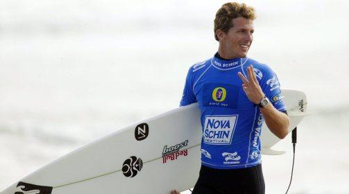 Zmarł mistrz świata w surfingu