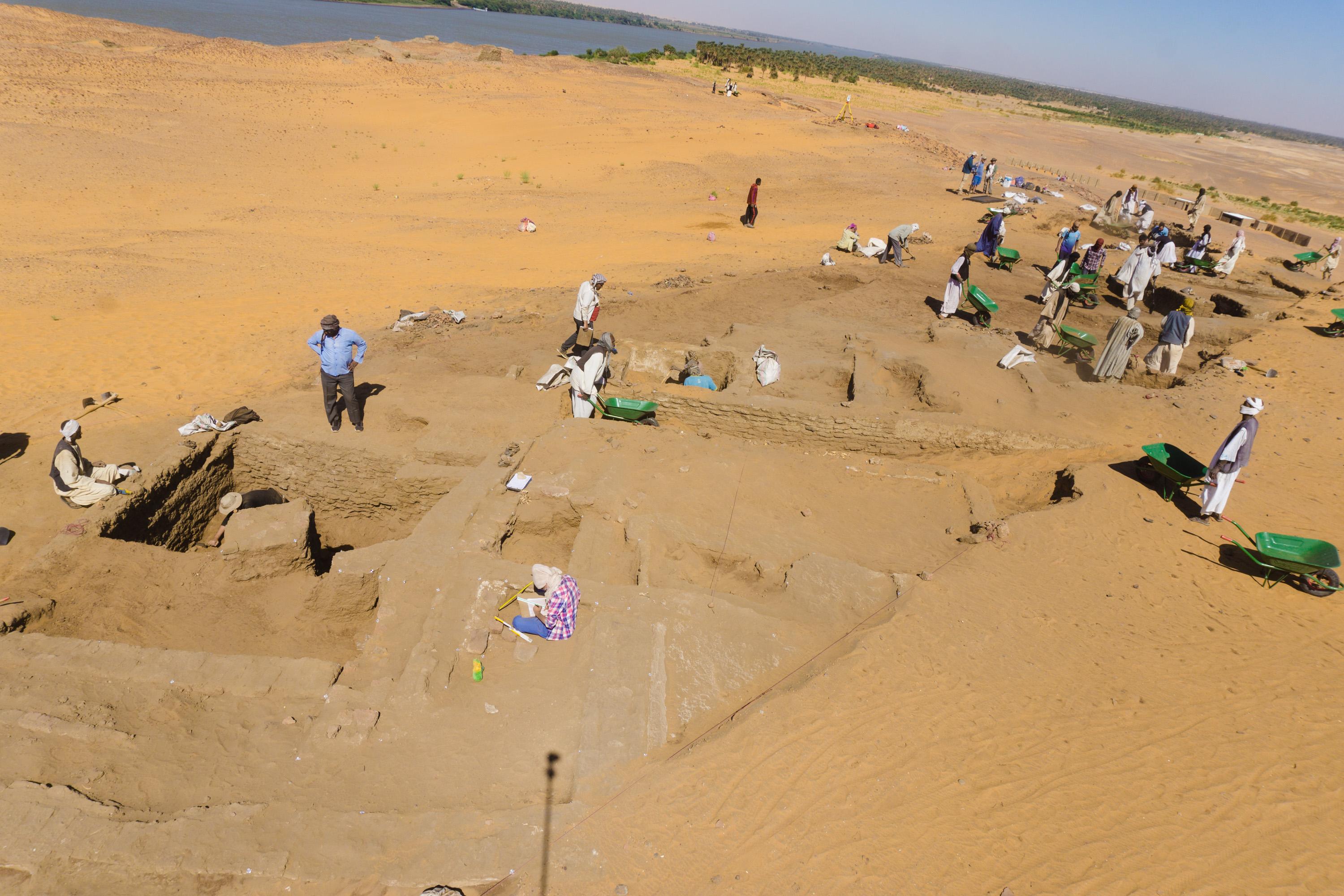 Prace archeologiczne w Dongoli na terenie dzisiejszego Sudanu