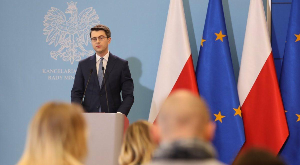 Piotr Müller: nie można wykluczyć żadnego wariantu, jeśli chodzi o korekty w rządzie