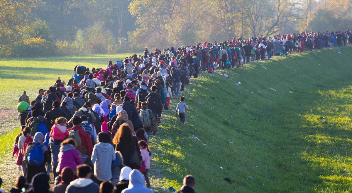 Sondaż: większość Polaków obawia się niekontrolowanej imigracji