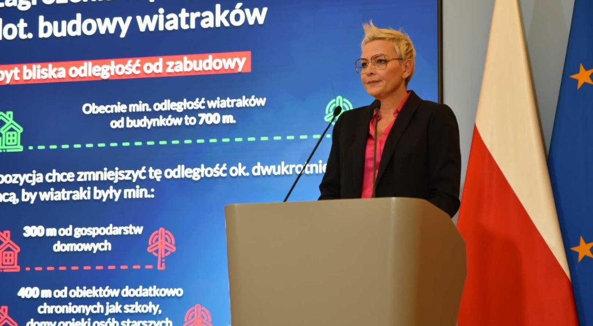 Minister Łukaszewska-Trzeciakowska: projekt dot. wiatraków jest bardzo zły, niebezpieczny