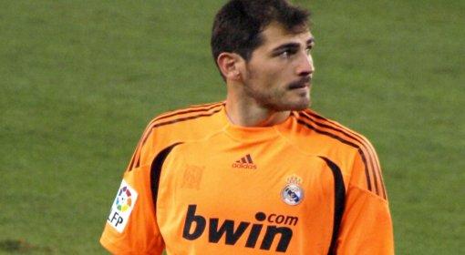 Iker Casillas bramkarzem roku