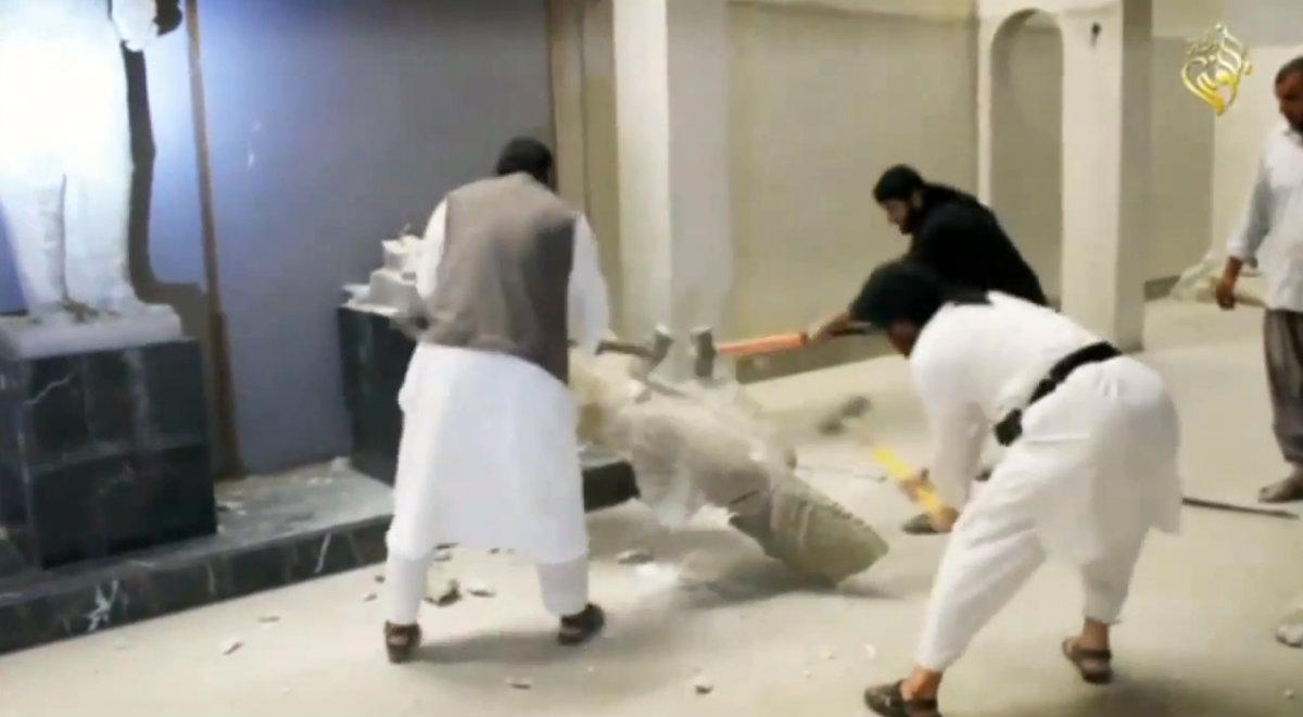Irak: dżihadyści zniszczyli starożytne dzieła sztuki. "Walczymy z bałwochwalstwem"