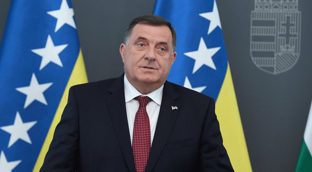 Kryzys konstytucyjny w BiH. Lider bośniackich Serbów wzywa do przyłączenia części kraju do Serbii