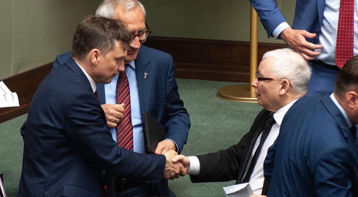 Rozmowy koalicyjne w obozie rządzącym. Media: PiS wystartuje razem z Suwerenną Polską i Kukizem
