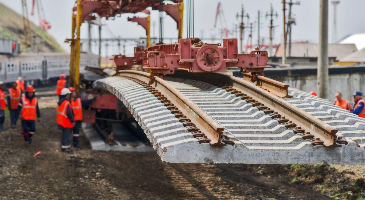 Inwestycje kolejowe mają przebiegać szybciej i sprawniej. Rząd zmieni przepisy