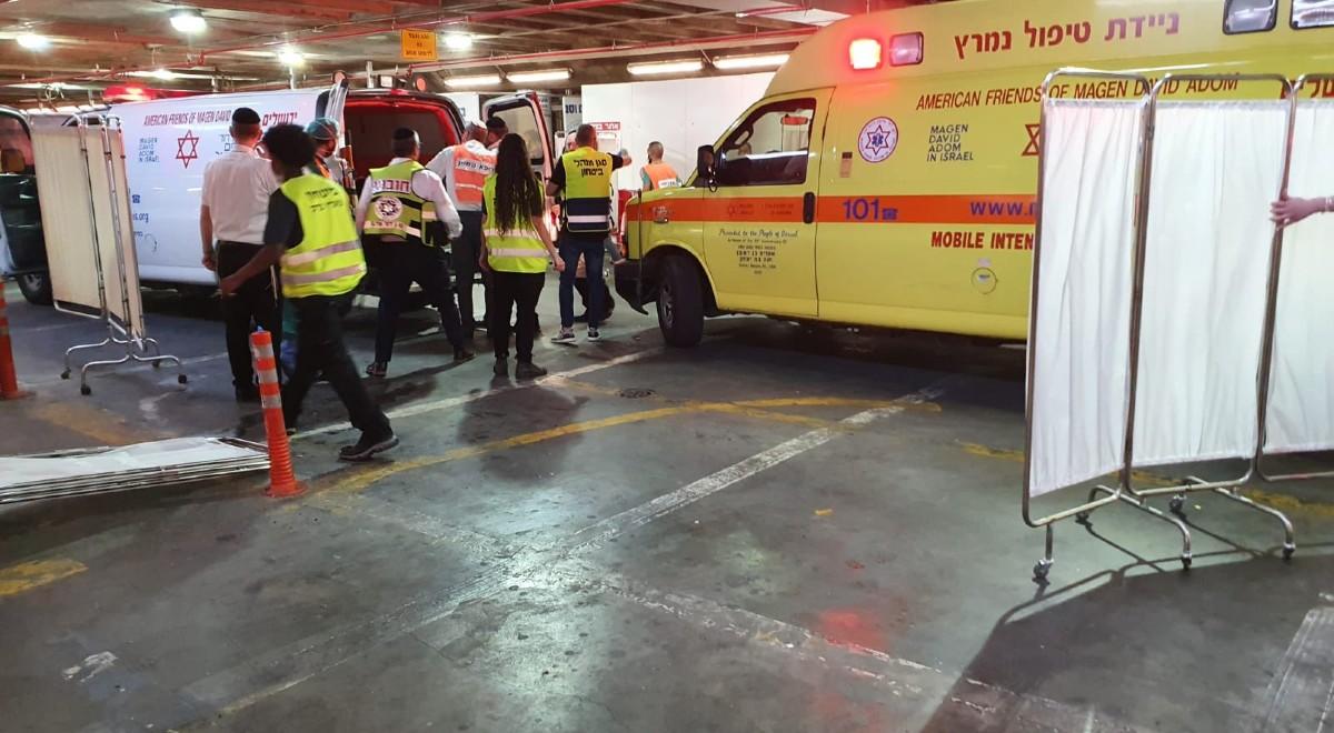 Palestyna: dwie osoby zginęły, ponad 150 rannych po zawaleniu się trybuny w synagodze