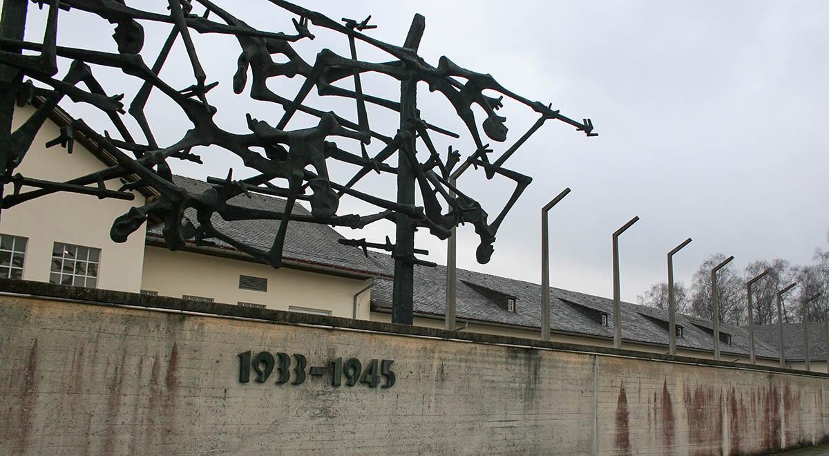 75. rocznica wyzwolenia Dachau. Przewodniczący KEP: to dzień pamięci i modlitwy o pokój i pojednanie