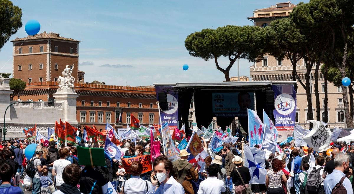 "Marsz dla życia" w Rzymie. Tysiące osób wzięło udział w demonstracji przeciwko aborcji
