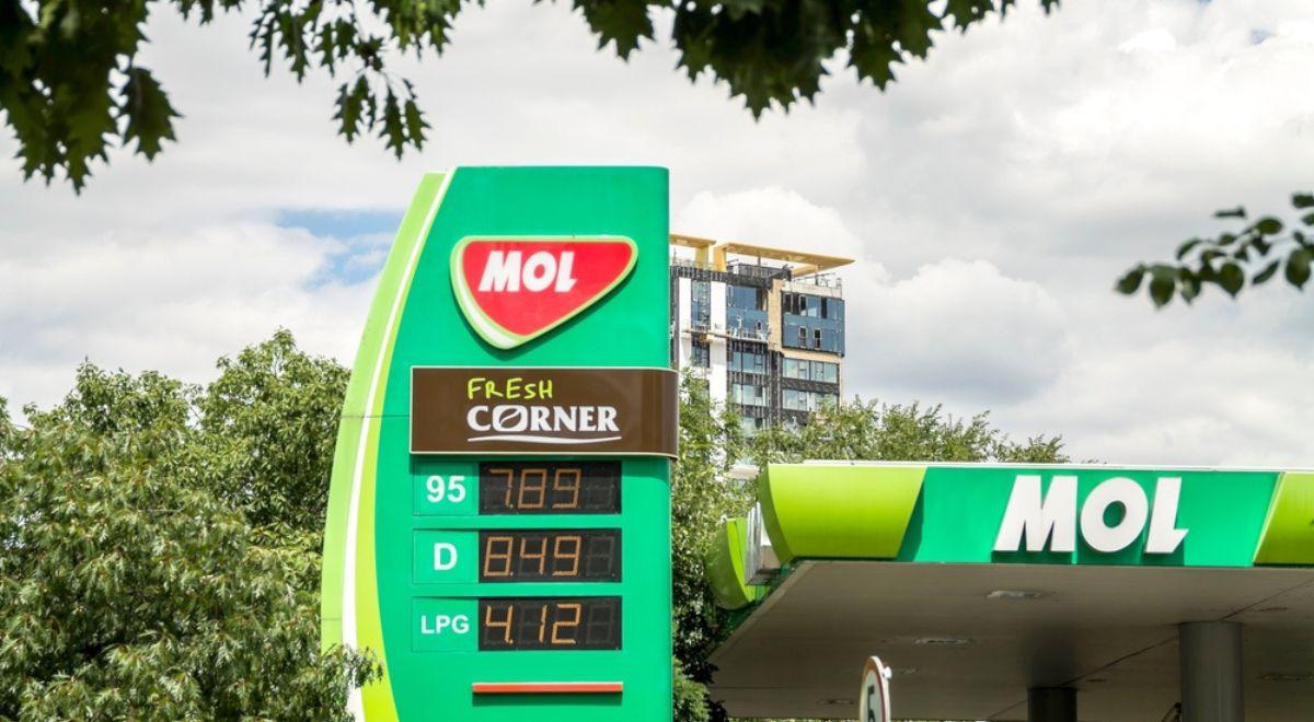 Węgierski MOL sfinalizował zakup stacji benzynowych od Orlenu