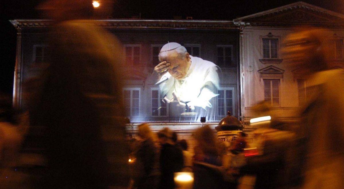 "Pozostaje cisza, pozostaje modlitwa". Mija 17. rocznica śmierci św. Jana Pawła II